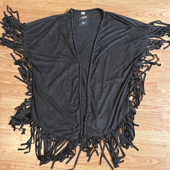 Western style gray cardigan with fringe on bottom and front edges and sleeves. - Picture 3 of 5